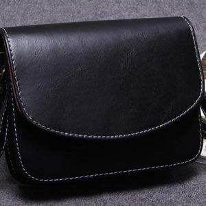 The single shoulder bag